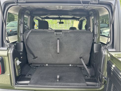 Used 2023 Jeep Wrangler Sport S AWD/4WD image 20