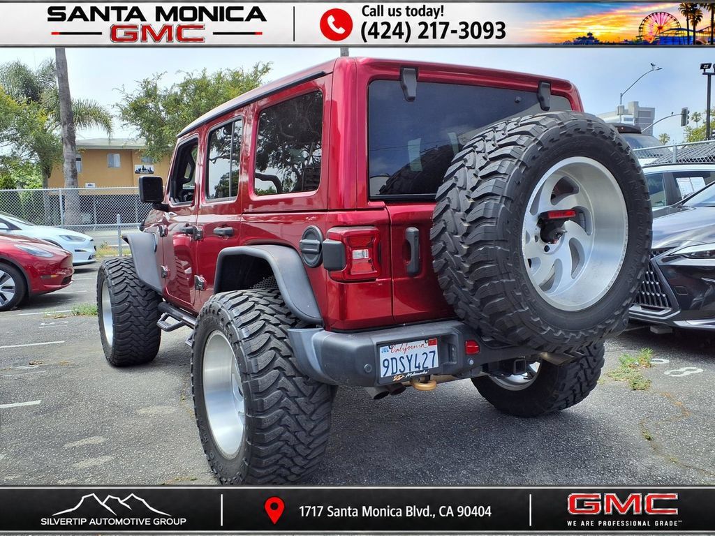 Used 2021 Jeep Wrangler Unlimited Rubicon w/ Trailer Tow Package AWD/4WD image 3