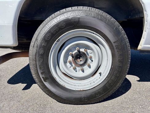 Used 2014 Ford E-150 and Econoline 150 w/ Power Group RWD image 33