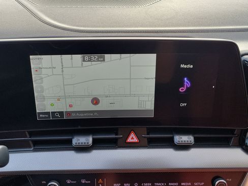 Used 2023 Kia Sportage SX image 33