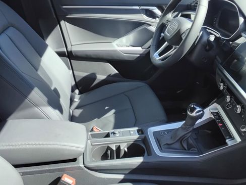 Certified 2025 Audi Q3 2.0T Premium w/ Convenience Package image 28