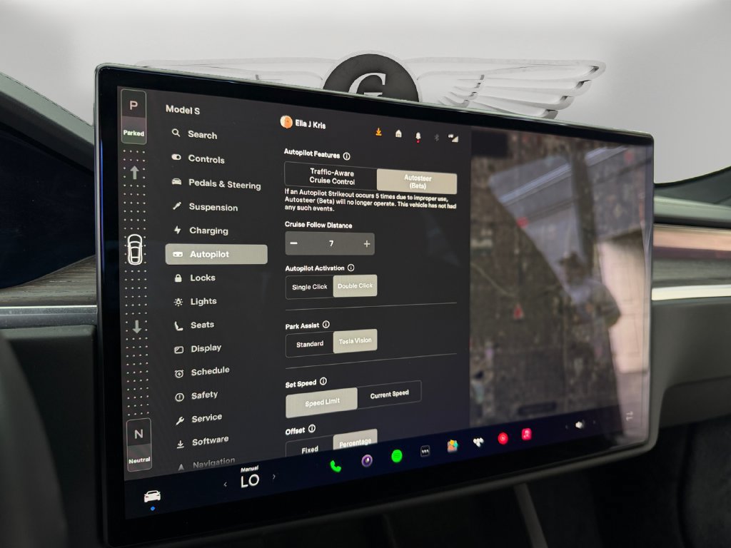 Used 2022 Tesla Model S AWD/4WD image 25