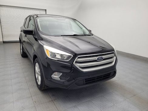 Used 2019 Ford Escape SE image 14