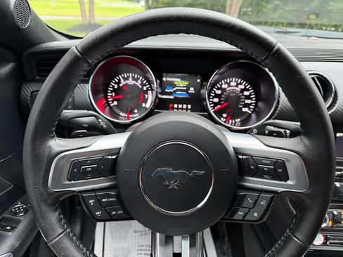 Used 2016 Ford Mustang Coupe w/ Equipment Group 051A RWD image 18