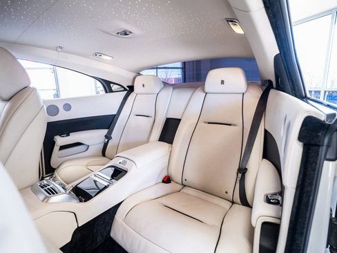 Used 2018 Rolls-Royce Wraith image 51
