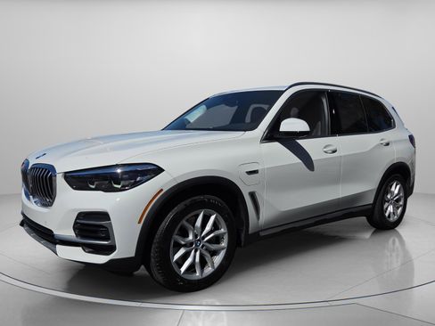 Used 2022 BMW X5 xDrive45e AWD/4WD image 2
