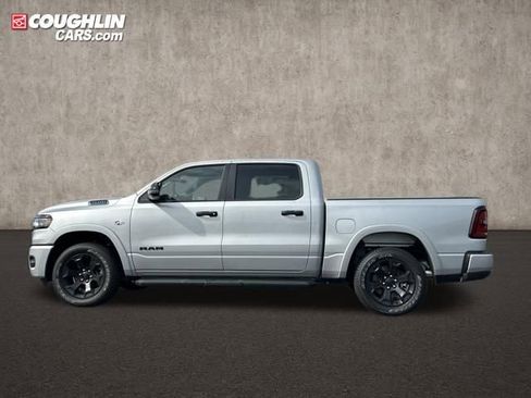 New 2026 RAM 1500 4x4 Crew Cab image 4