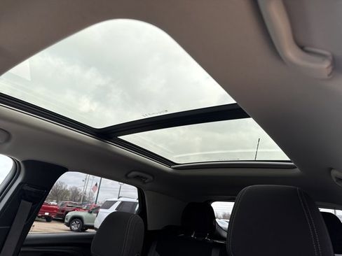 Used 2024 Chevrolet TrailBlazer LT w/ Convenience Package image 25