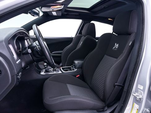 Used 2022 Dodge Charger Scat Pack RWD image 20