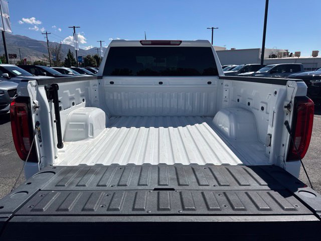 Used 2024 GMC Sierra 1500 SLT AWD/4WD image 12