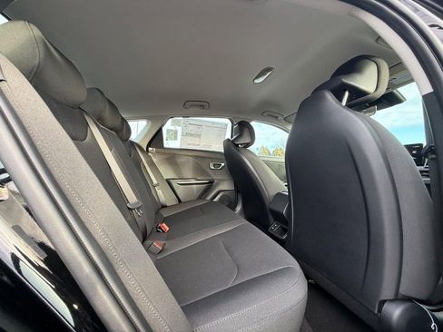 New 2026 Kia K4 LXS image 12