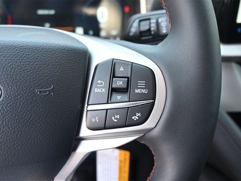 New 2025 Ford Explorer Active w/ Active Comfort Package image 37