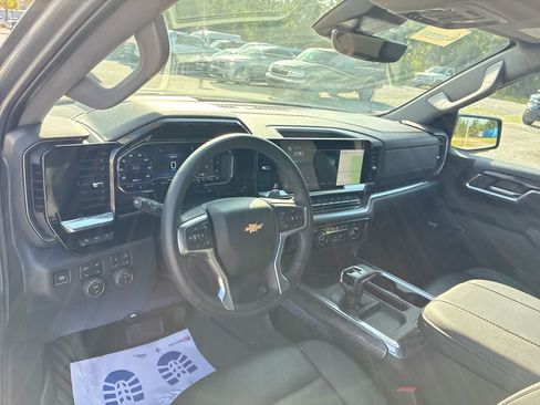 Used 2025 Chevrolet Silverado 1500 LTZ w/ LTZ Premium Package AWD/4WD image 10