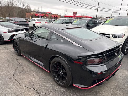 Used 2024 Nissan Z NISMO w/ Floor Mat Package image 5