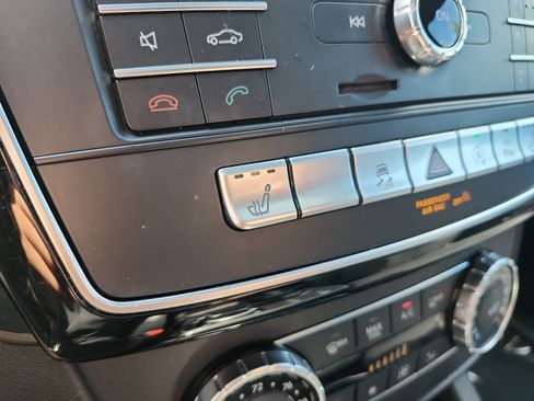Used 2018 Mercedes-Benz GLS 450 4MATIC image 22