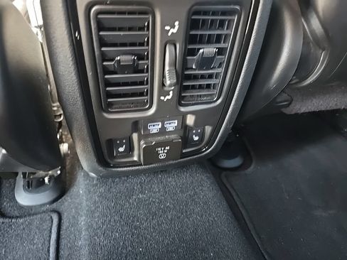 Used 2025 Dodge Durango R/T AWD/4WD image 17