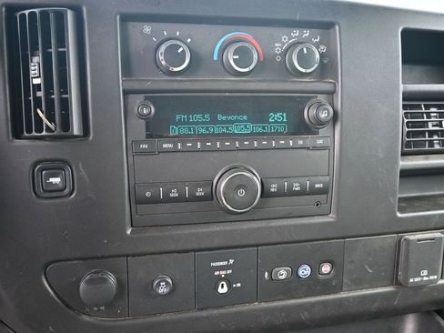Used 2022 Chevrolet Express 3500 w/ Power Convenience Package RWD image 20