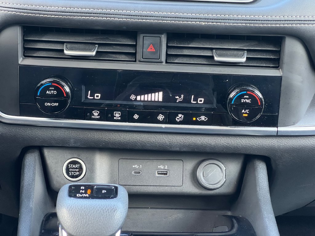 Certified 2023 Nissan Rogue SV FWD image 4