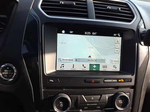 Used 2017 Ford Explorer XLT w/ Equipment Group 202A image 19