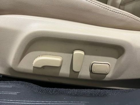 Used 2016 Subaru Outback 2.5i Limited image 17