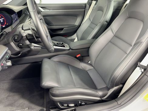 Certified 2023 Porsche 911 Carrera 4S image 5