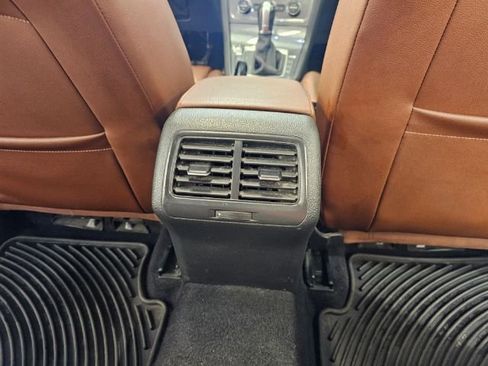 Used 2017 Volkswagen Golf Alltrack S image 36