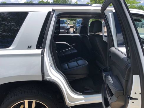 Used 2020 Chevrolet Tahoe LT w/ RST Edition AWD/4WD image 29