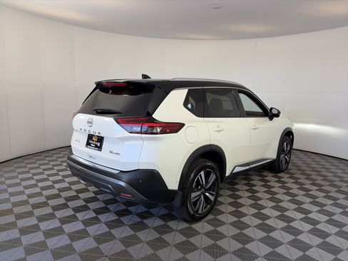 Certified 2023 Nissan Rogue SL w/ SL Premium Package AWD/4WD image 10