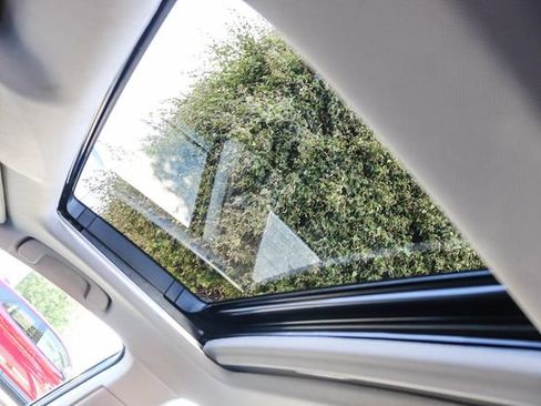 Used 2023 Honda Accord EX image 19