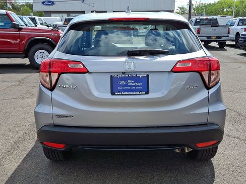 Used 2018 Honda HR-V LX image 6