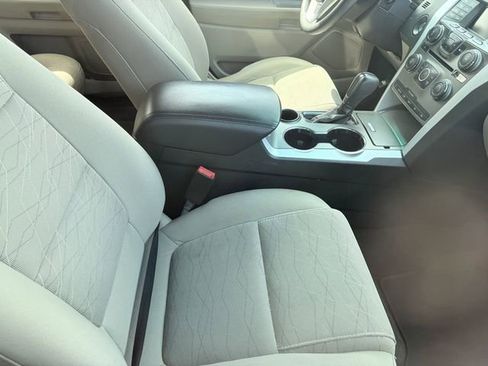 Used 2015 Ford Explorer FWD image 6