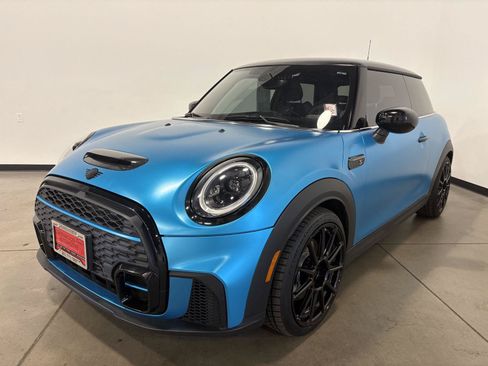 Used 2024 MINI Cooper S FWD image 8