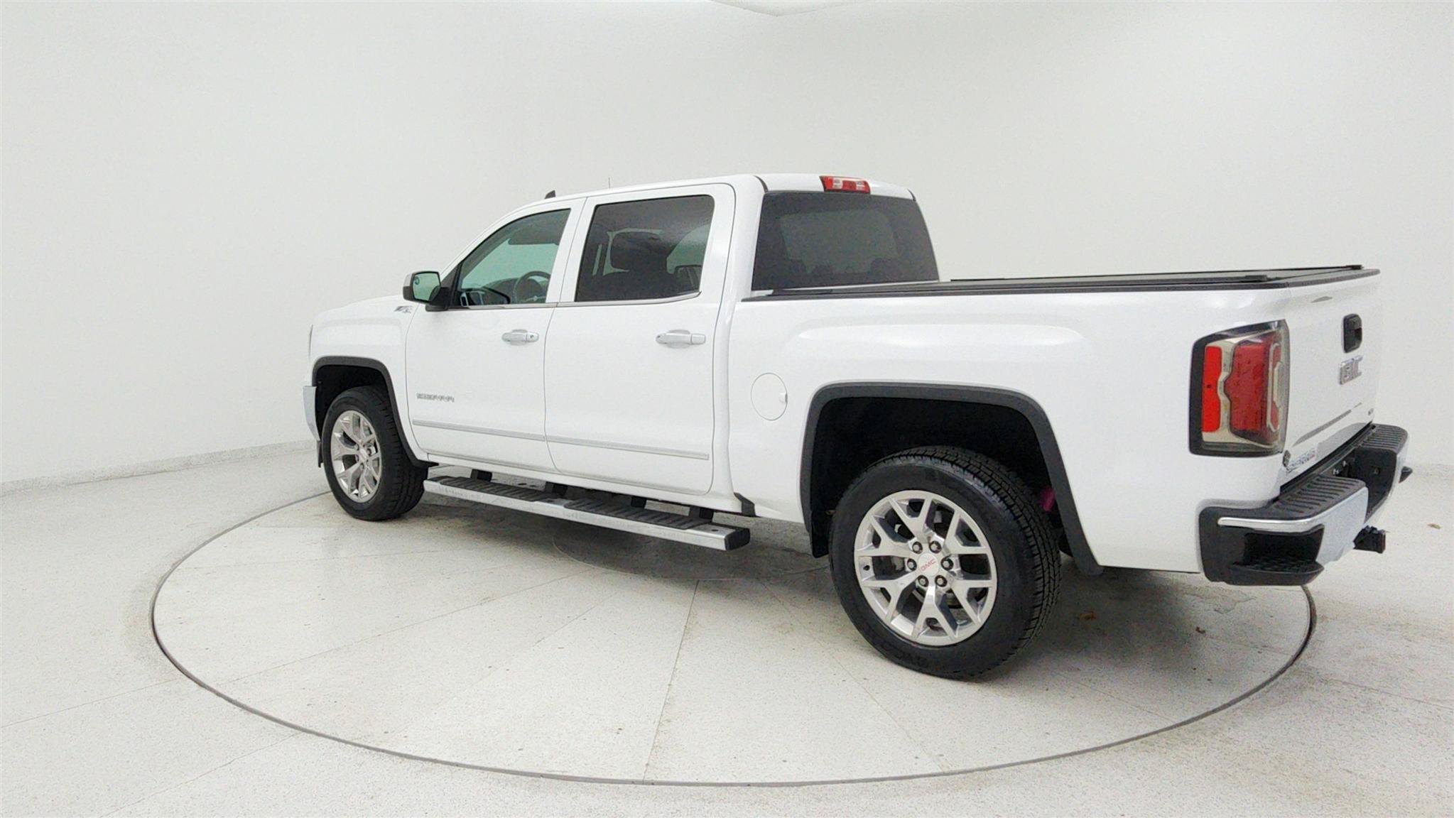 Used 2018 GMC Sierra 1500 SLT w/ SLT Premium Package AWD/4WD image 3