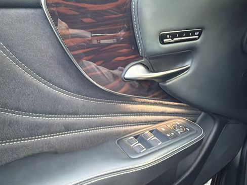 Used 2022 Lexus LS 500 AWD w/ Interior Upgrade Package image 33