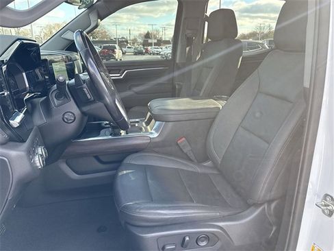 Used 2023 GMC Sierra 1500 SLT w/ SLT Premium Package image 19