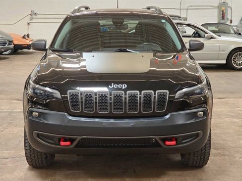 Used 2020 Jeep Cherokee Trailhawk w/ Comfort/Convenience Group AWD/4WD image 3