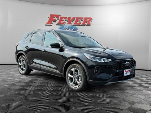 New 2025 Ford Escape ST-Line Elite image 3