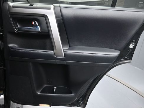 Used 2019 Toyota 4Runner SR5 Premium AWD/4WD image 26