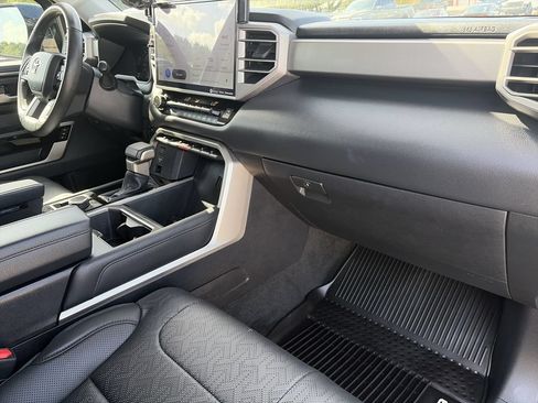 Used 2023 Toyota Tundra Limited AWD/4WD image 31