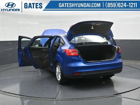 Used 2018 Ford Focus SE image 52