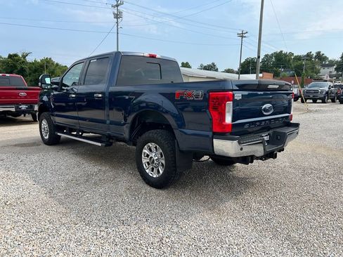 Used 2019 Ford F250 XLT w/ XLT Premium Package AWD/4WD image 6