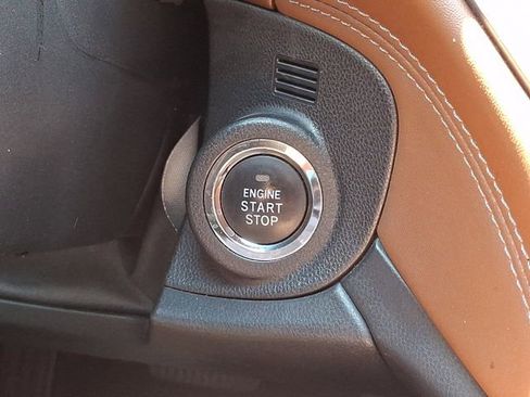 Used 2023 Subaru Outback Touring XT AWD/4WD image 26