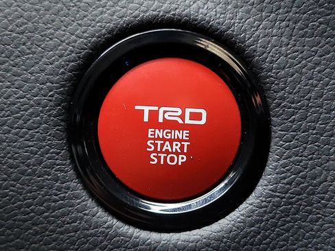 New 2025 Toyota Tundra Limited w/ TRD Off-Road Package AWD/4WD image 17