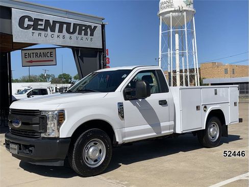 Used 2019 Ford F250 XL image 1