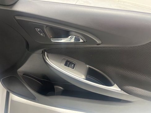 Used 2024 Chevrolet Malibu LT image 22