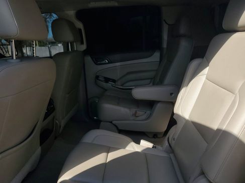 Used 2019 GMC Yukon XL SLT w/ Open Road Package image 14