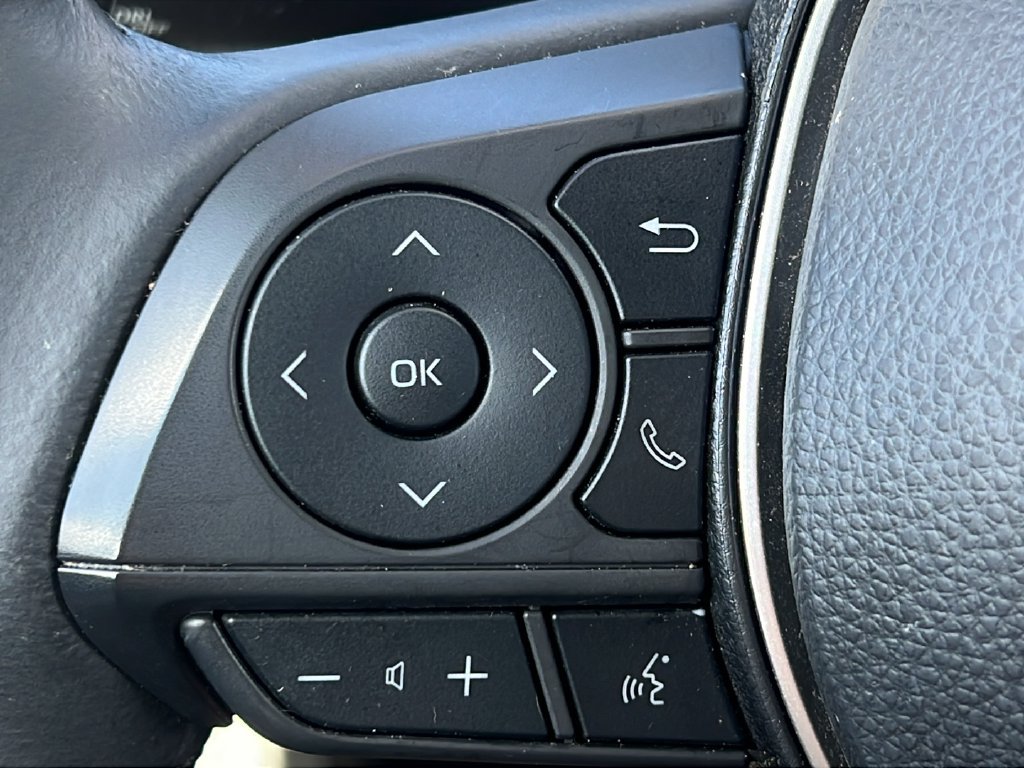 Used 2024 Toyota Corolla SE FWD image 18