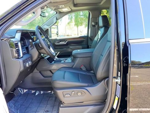 New 2026 GMC Sierra 2500 Denali w/ Denali Reserve Package AWD/4WD image 14