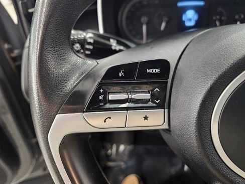 Used 2022 Hyundai Santa Cruz SEL image 11