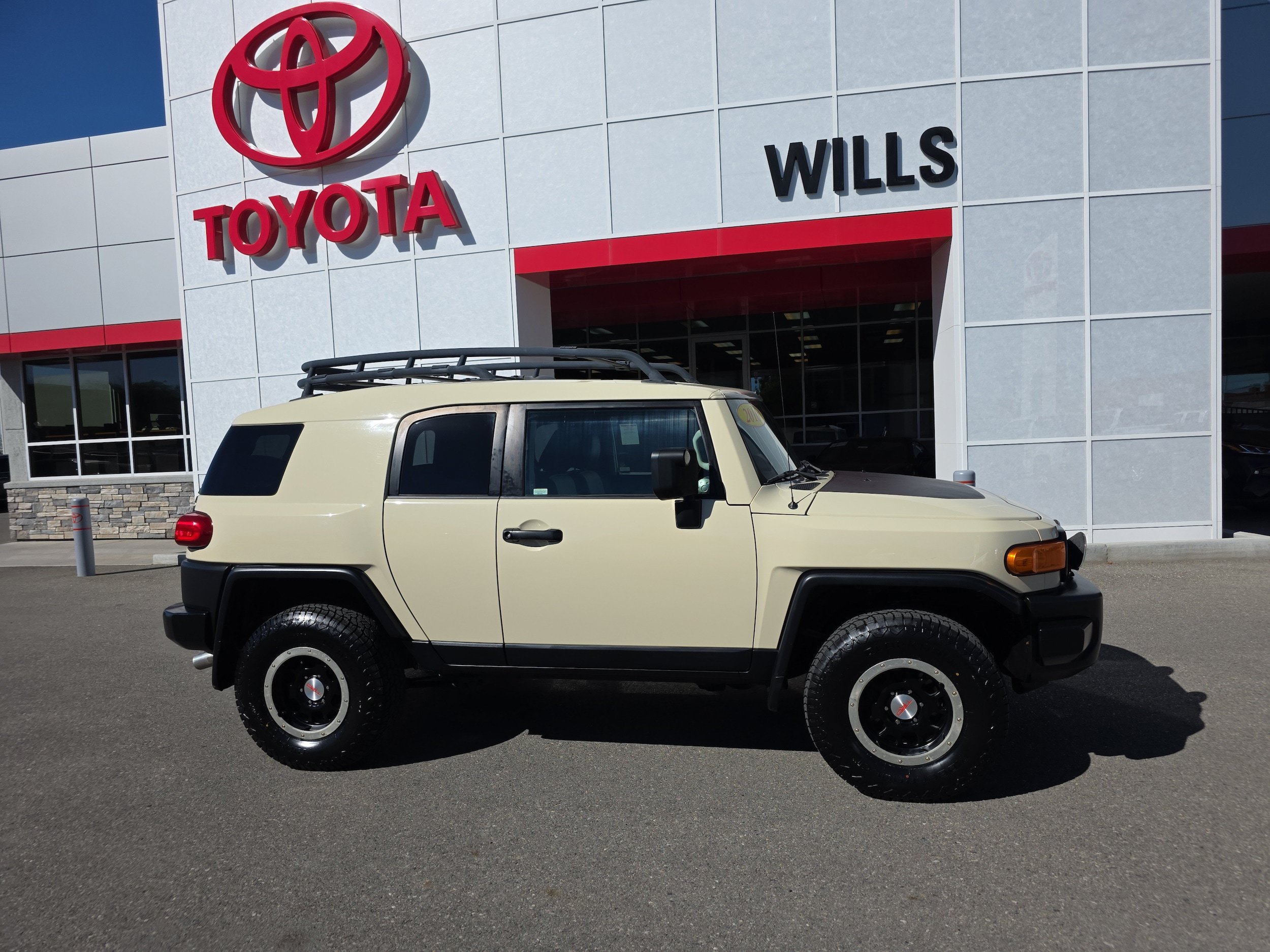 Used 2010 Toyota FJ Cruiser 4WD image 1